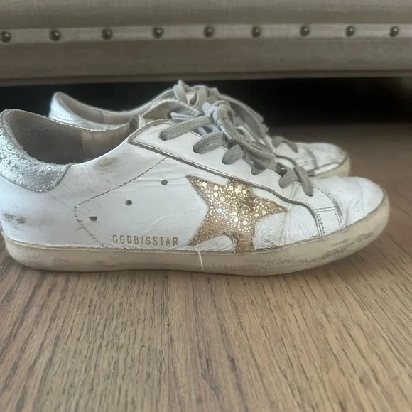 Lightly worn golden goose leather distressed sneakers - Picture 3 of 4